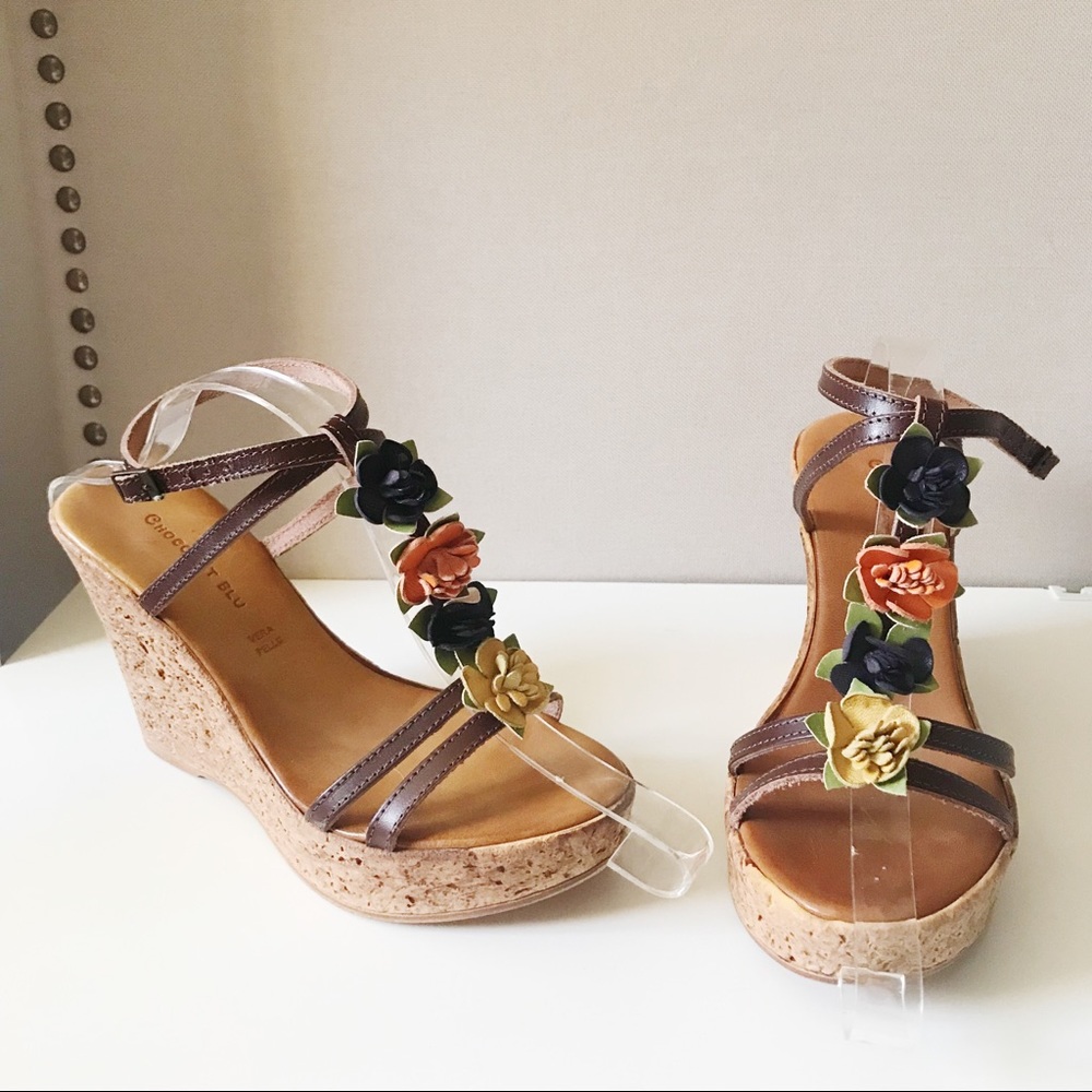 Chocolat Blu Sundance Flower Cork Wedges Sandals